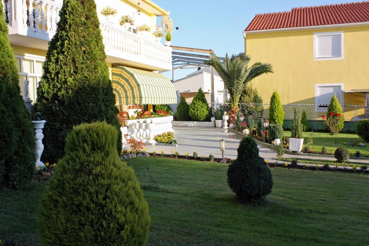 Apartments With A Parking Space Bibinje, Zadar - 681 Exterior photo