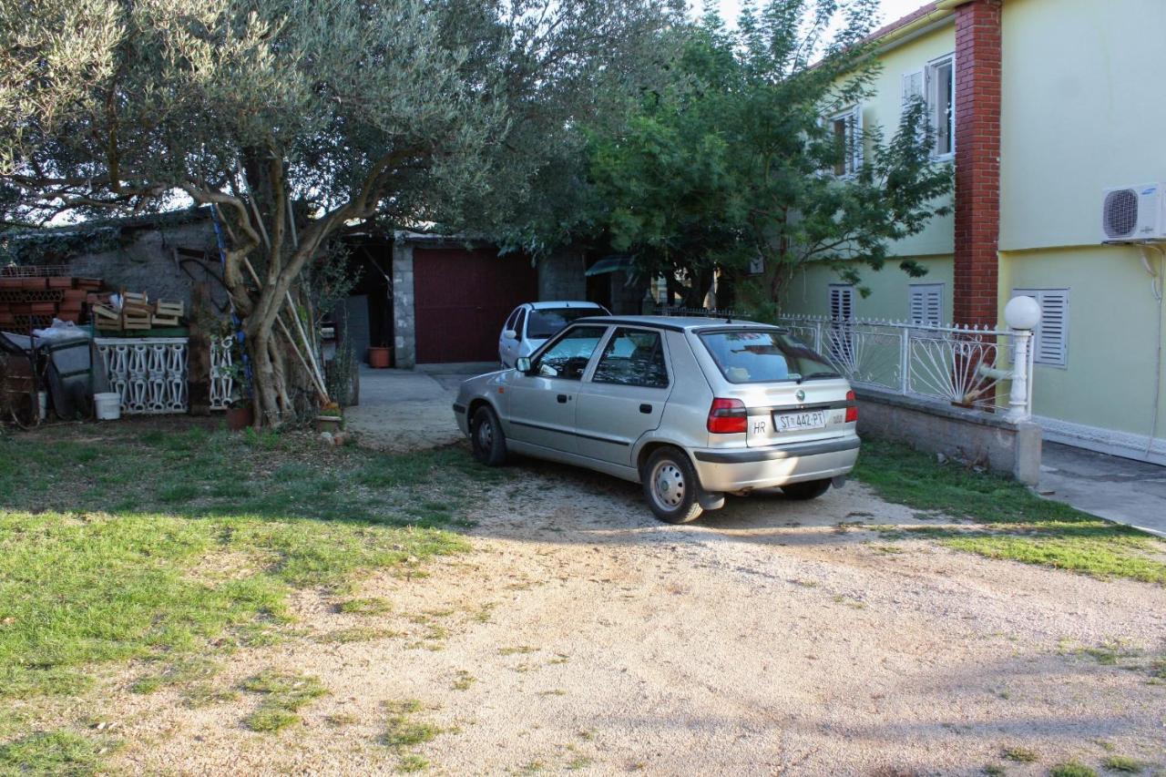 Apartments With A Parking Space Bibinje, Zadar - 681 Exterior photo