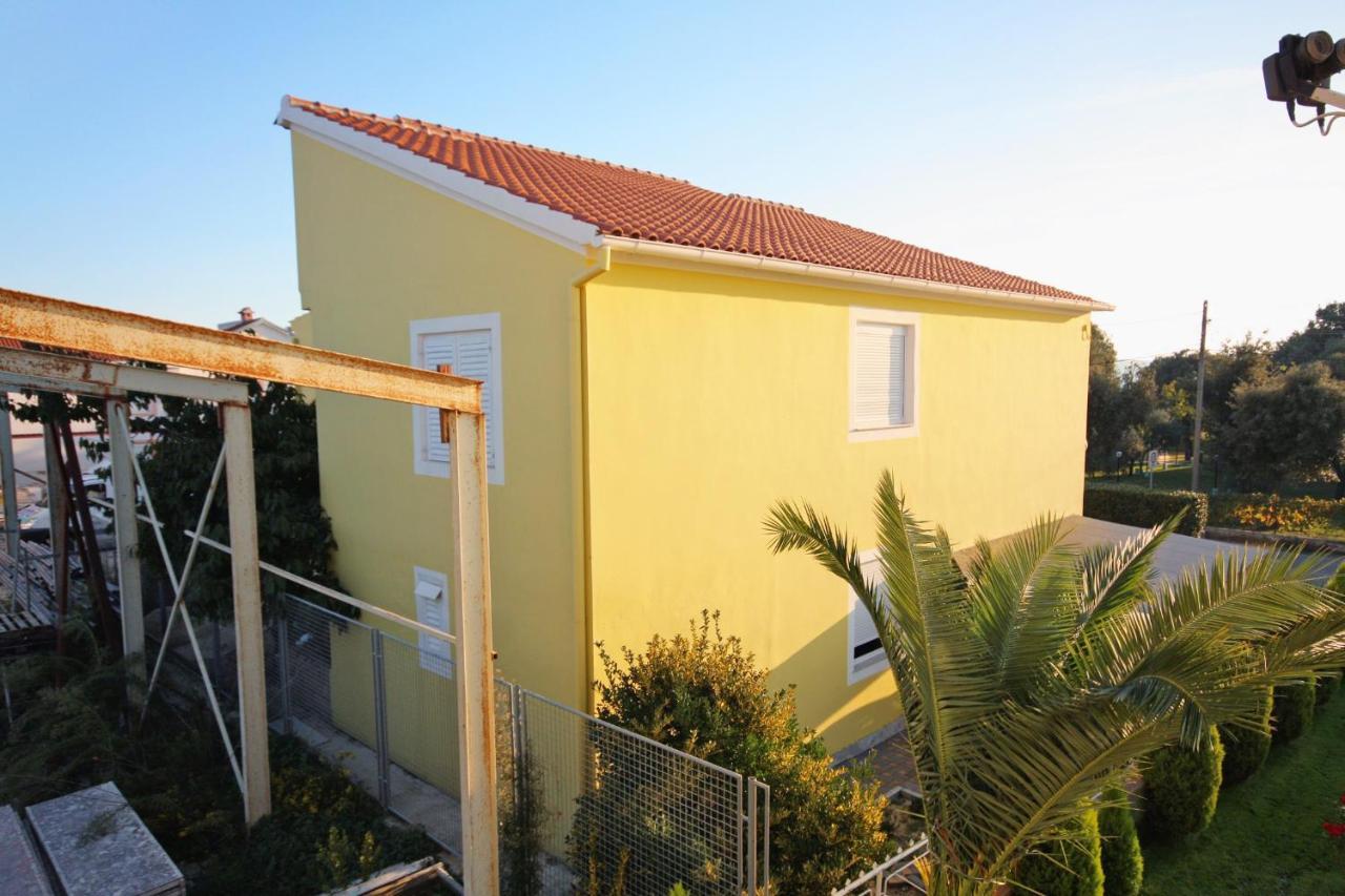 Apartments With A Parking Space Bibinje, Zadar - 681 Exterior photo